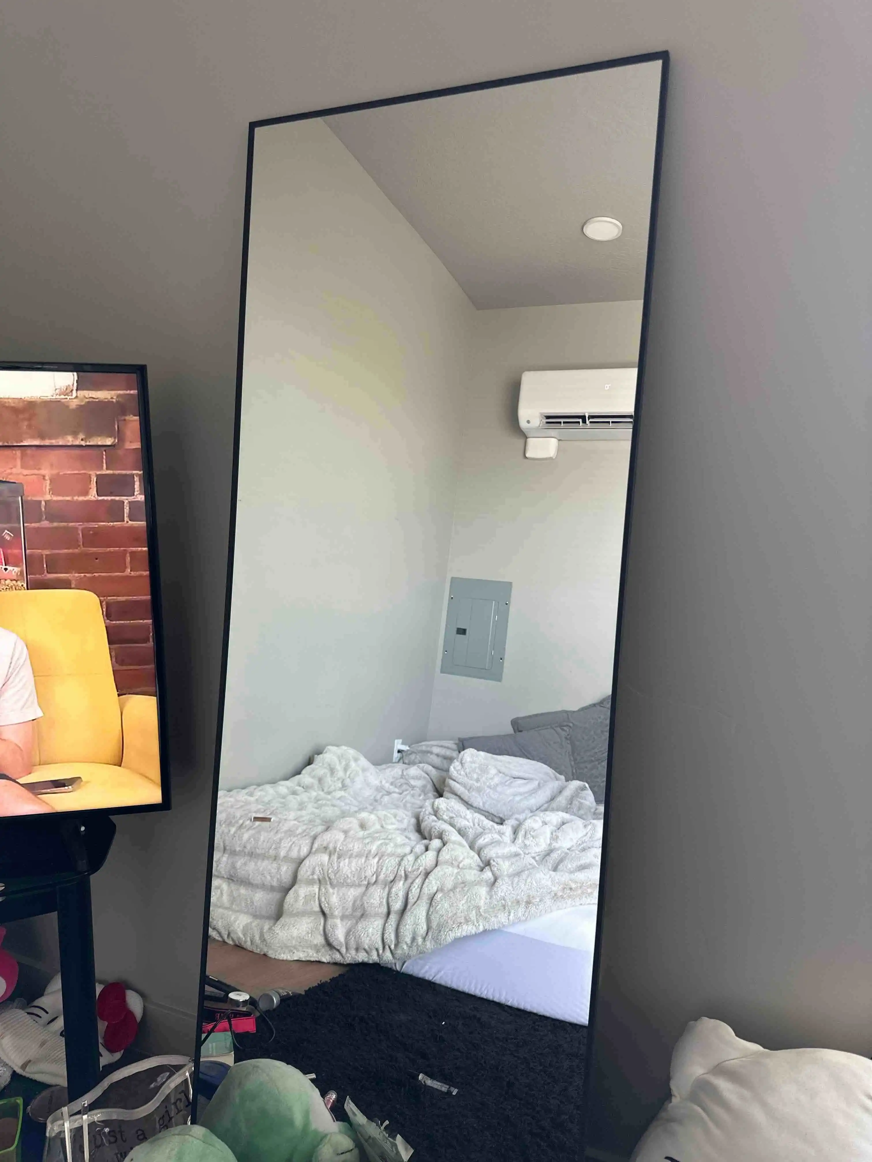 Minimalist Full-Length Mirror - Image 7